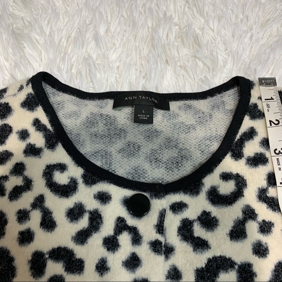 Ann Taylor Cardigan Leopard Animal Print Button Up Fuzzy Soft Cardigan - Picture 9 of 11